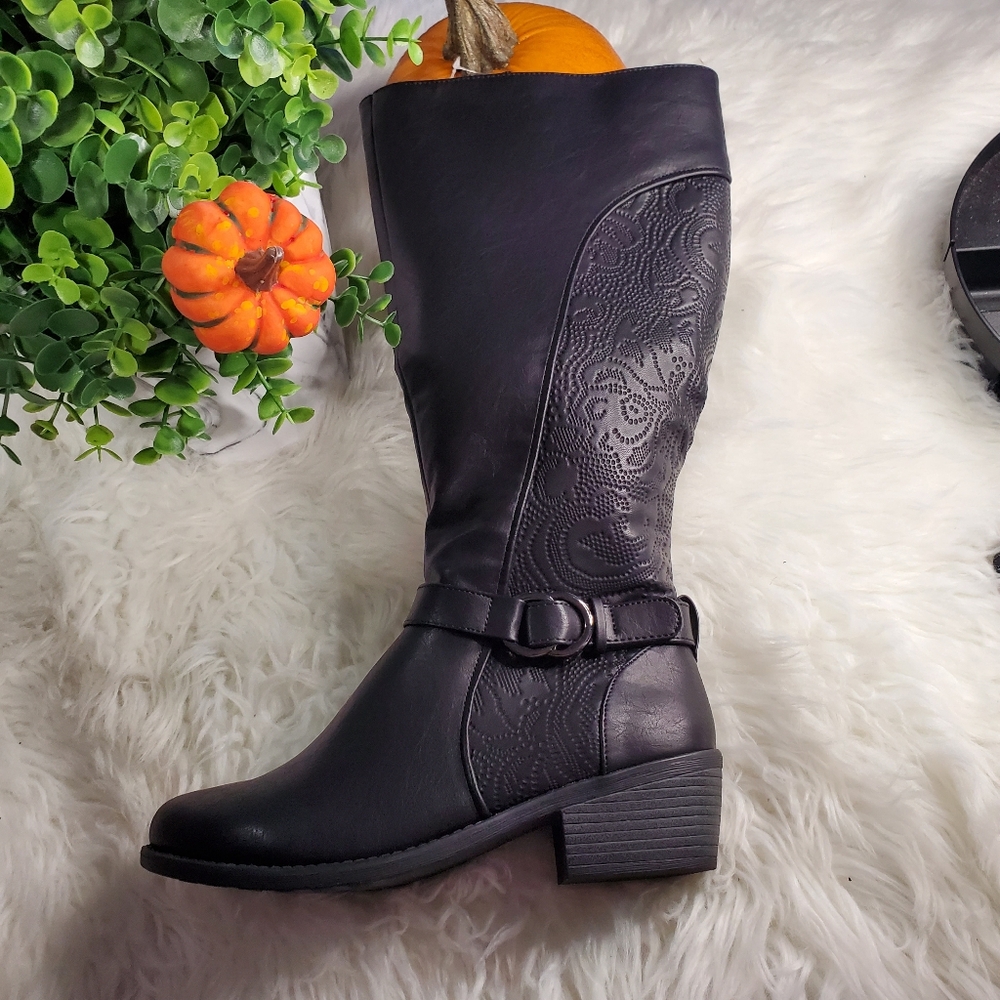 Easy Street Luella Buckle Riding Boots Size 8.5 W